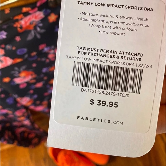 2 PC. Fabletics Outfit - Picture 2 of 2